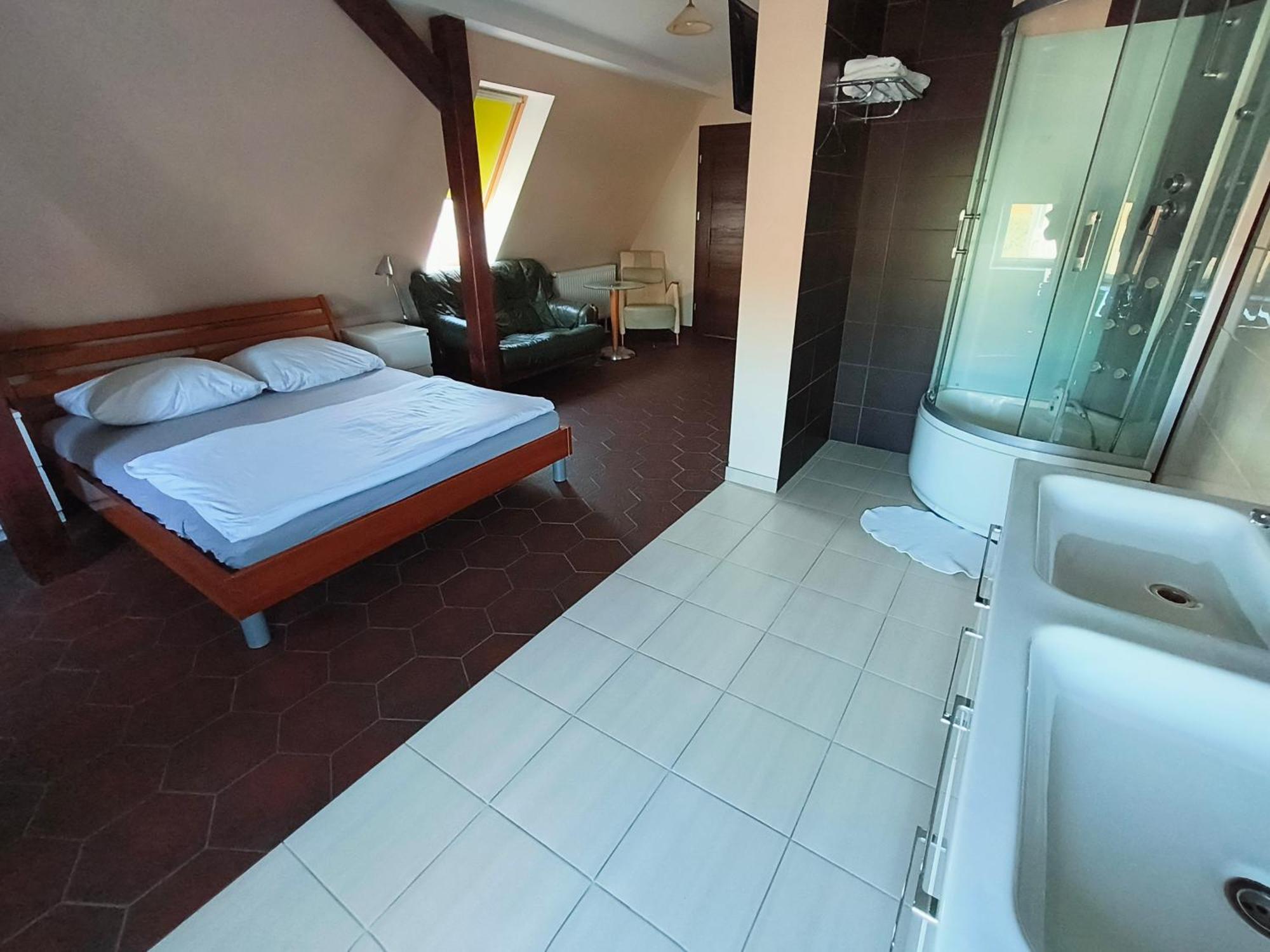 Villa Bella Casa Lomianki Luaran gambar